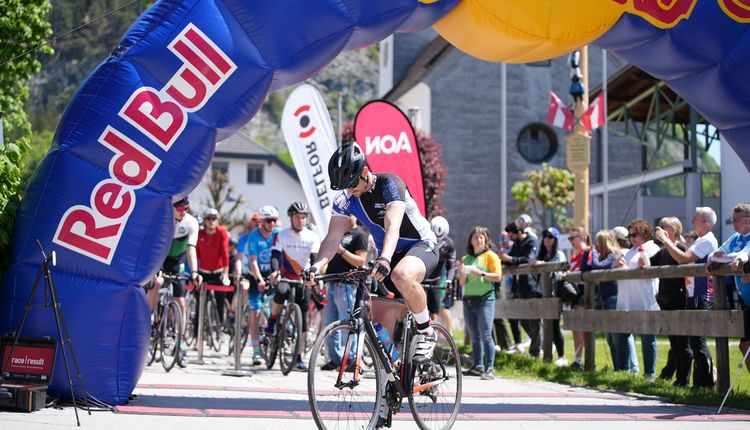 TSG Inklusiv Tandem gewinnt beim Triathlon in Fuschl am See