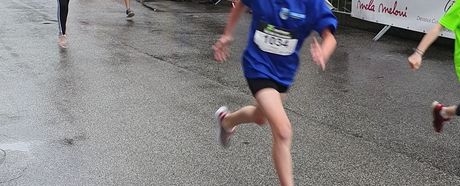Schnelle Läufer beim Reutlinger Altstadtlauf